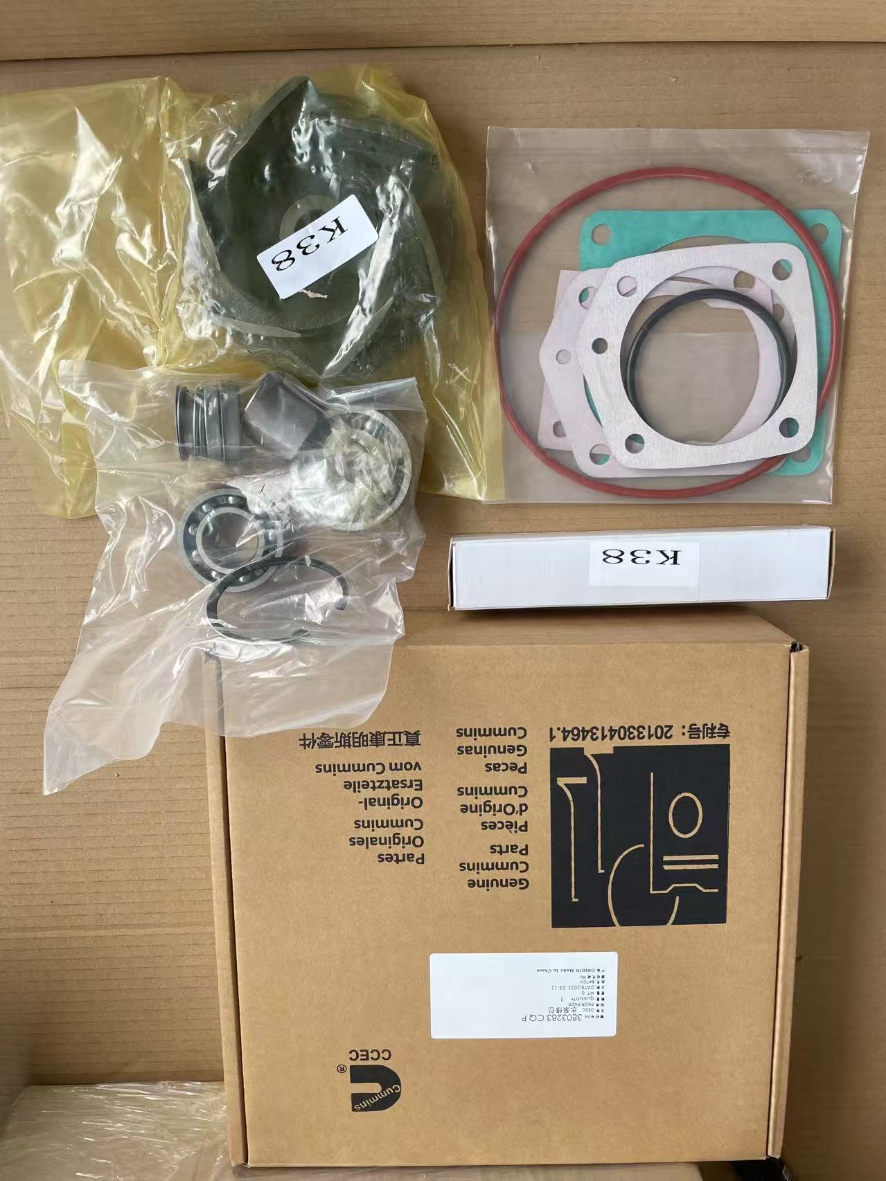 Genuine Cummins CCEC diesel Engine Parts KTA38 Water Pump Repair Kit 3803283